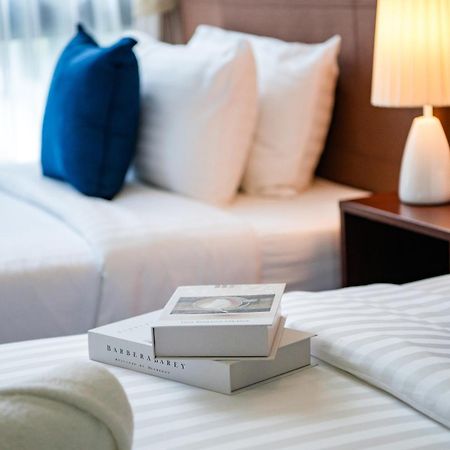 Wyndham Royal Lee Phuket Hotel Nai Yang Beach Екстериор снимка