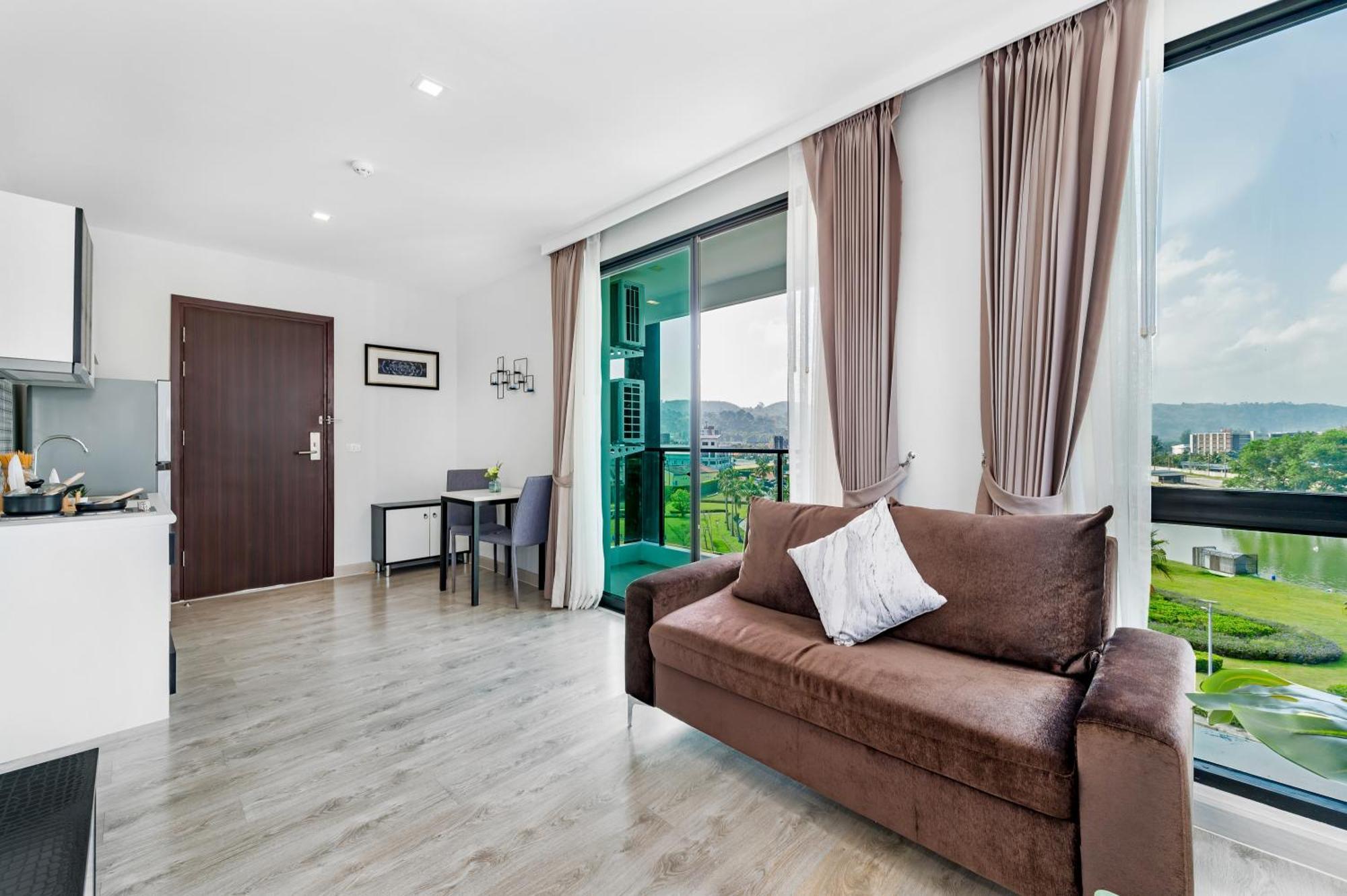 Wyndham Royal Lee Phuket Hotel Nai Yang Beach Екстериор снимка