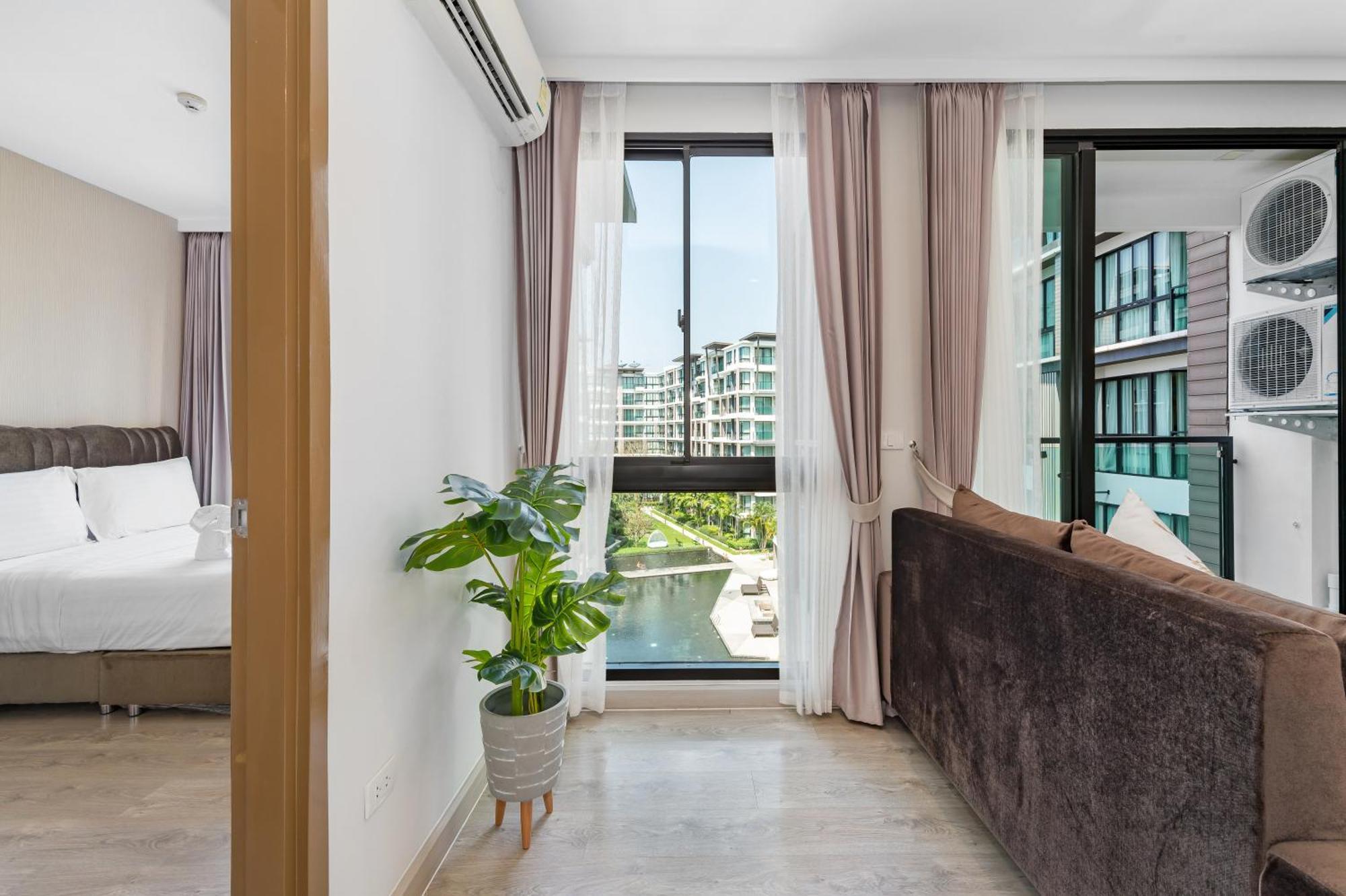 Wyndham Royal Lee Phuket Hotel Nai Yang Beach Екстериор снимка