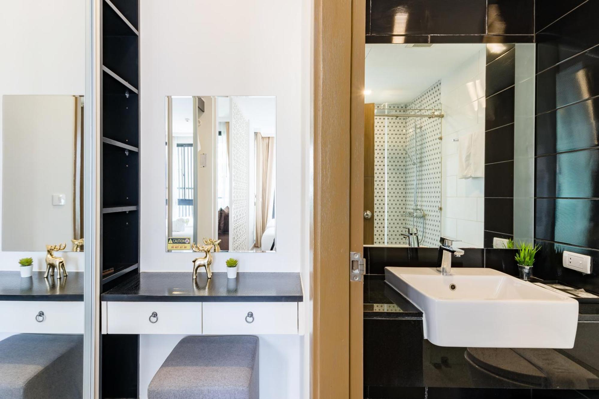 Wyndham Royal Lee Phuket Hotel Nai Yang Beach Екстериор снимка