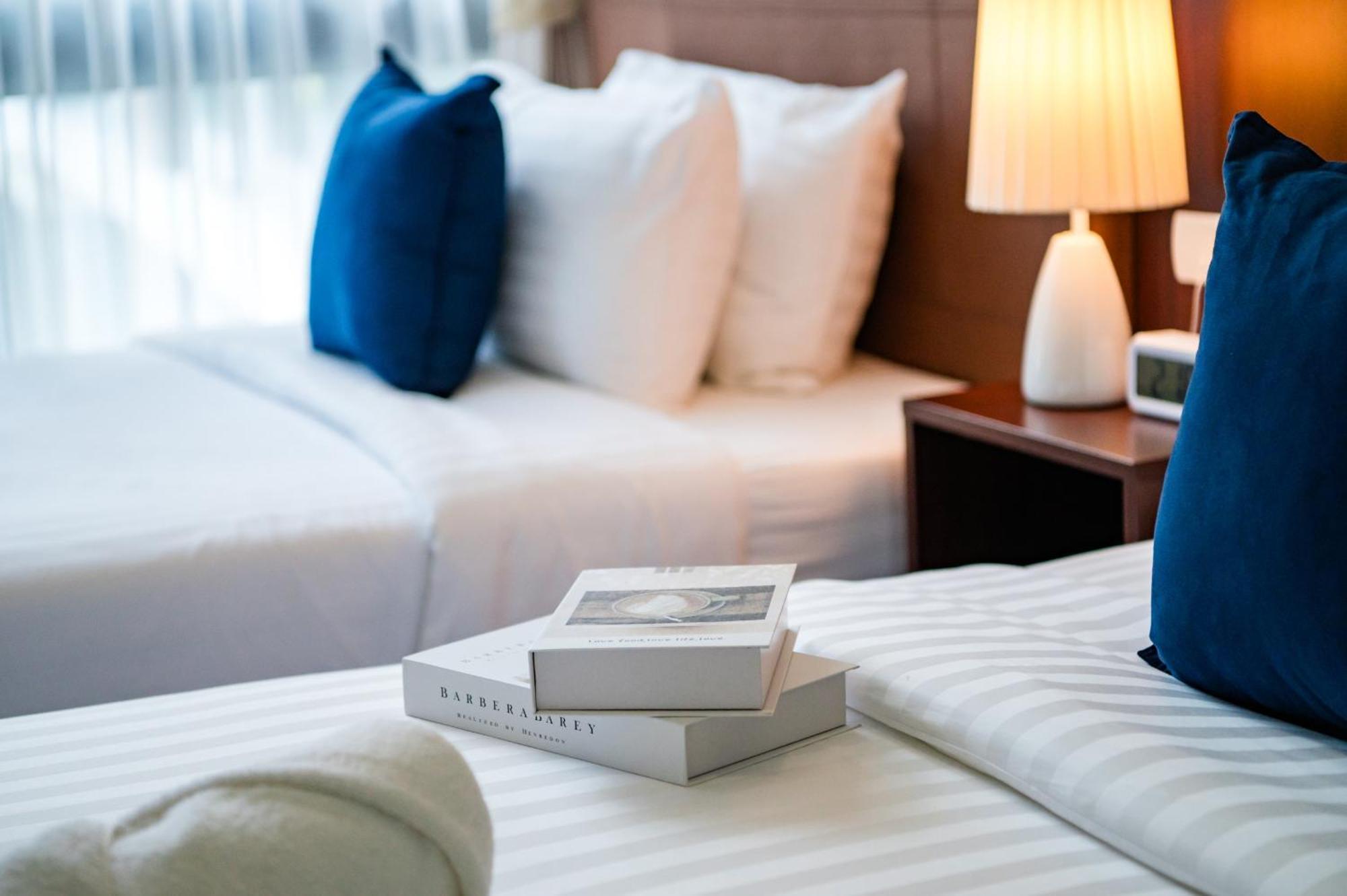 Wyndham Royal Lee Phuket Hotel Nai Yang Beach Екстериор снимка