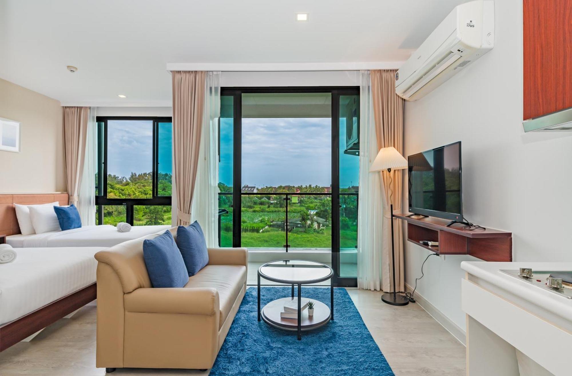 Wyndham Royal Lee Phuket Hotel Nai Yang Beach Екстериор снимка